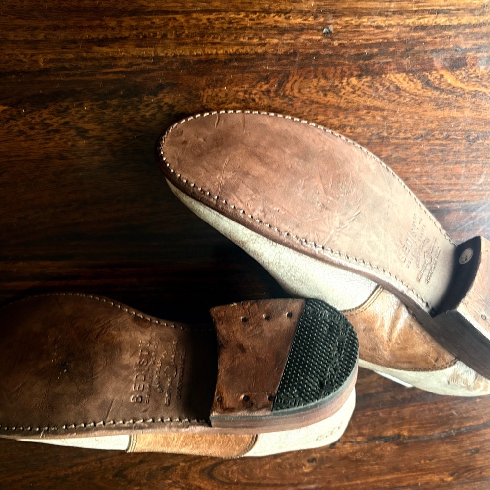Bed Stu Two-Tone Leather Flats - Picture 3 of 3